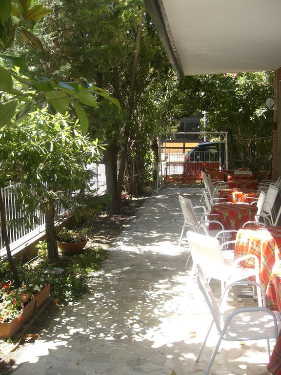 Hotel Marilena Viserbella di Rimini المظهر الخارجي الصورة