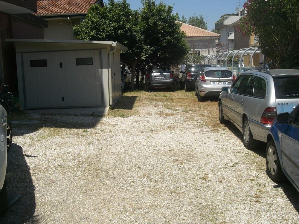 Hotel Marilena Viserbella di Rimini المظهر الخارجي الصورة